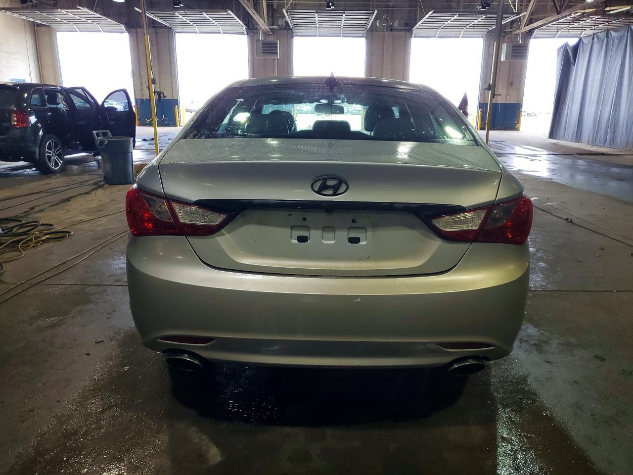 2012 Hyundai Sonata Limited 2.0T - Image 6