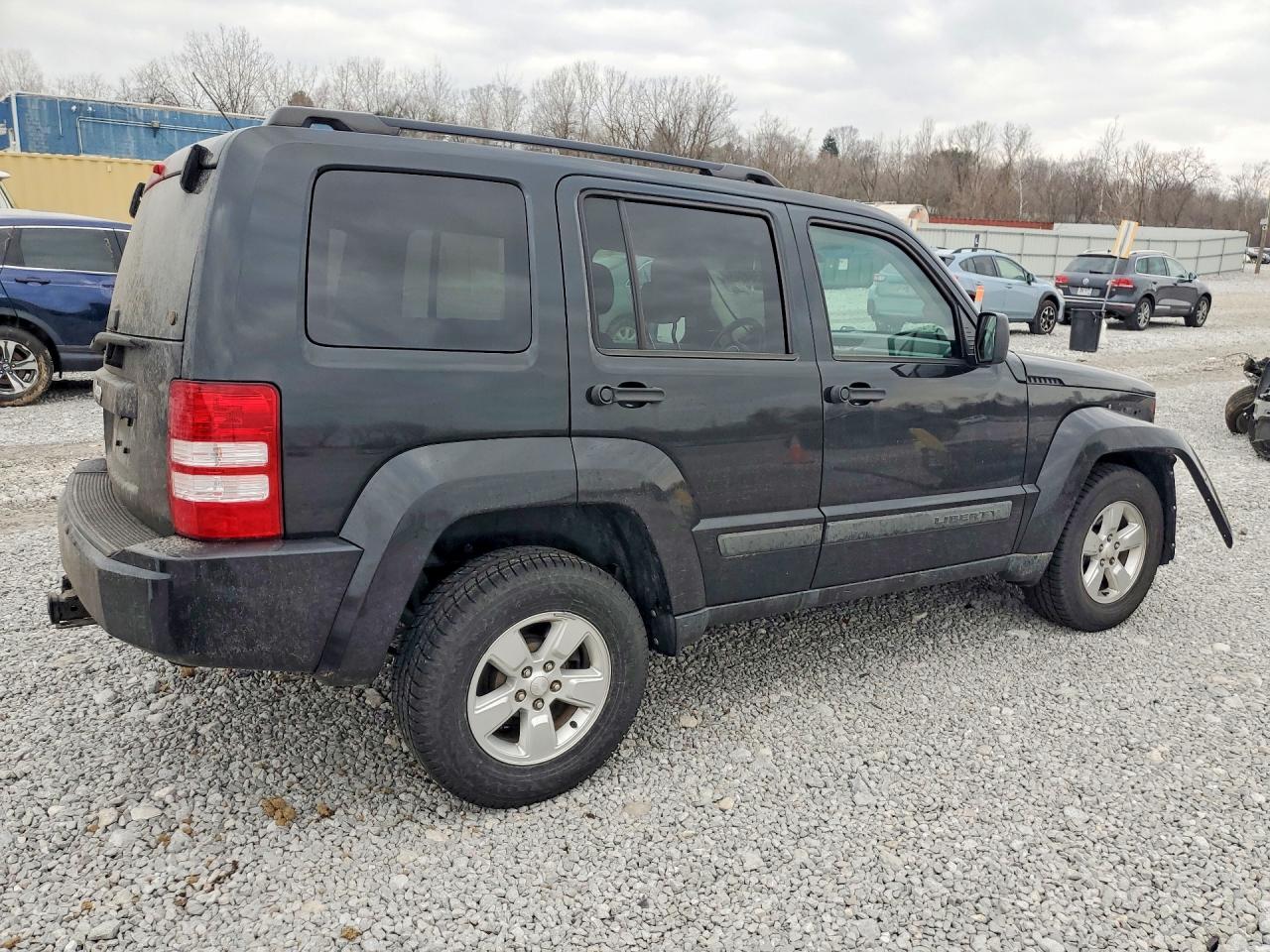 2012 Jeep Liberty Sport - Фото 3