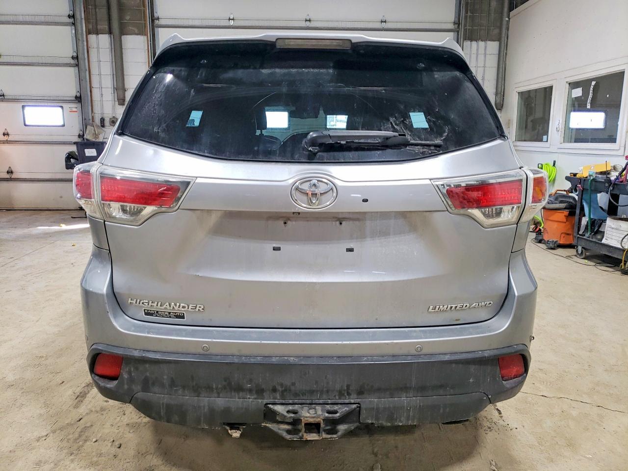 2015 Toyota Highlander Limited Platinum - Фото 6