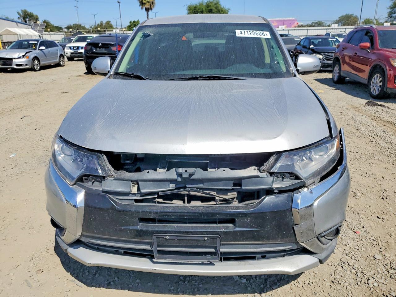 2018 Mitsubishi Outlander Se - Image 5