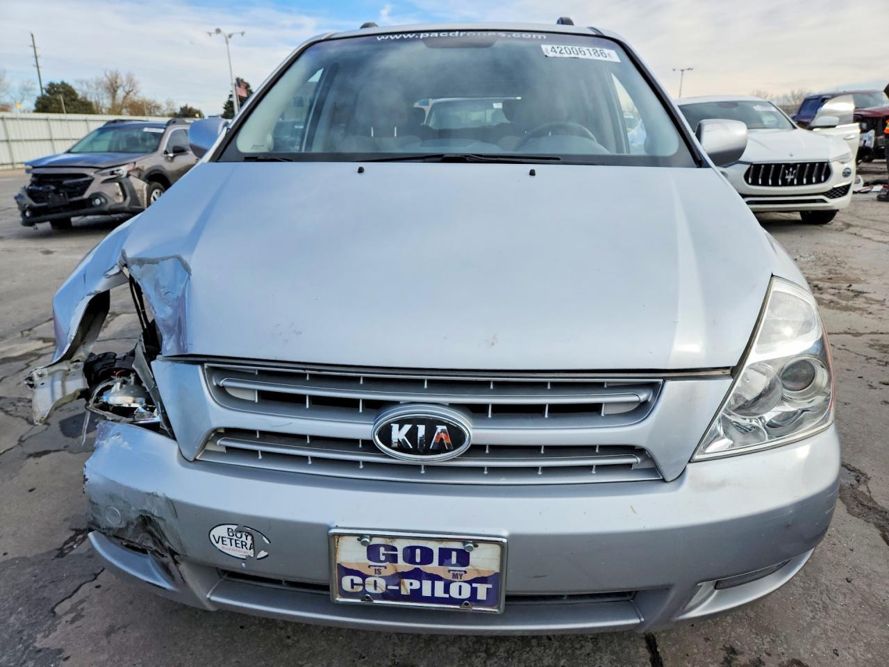 2008 Kia Sedona Lx - Фото 5