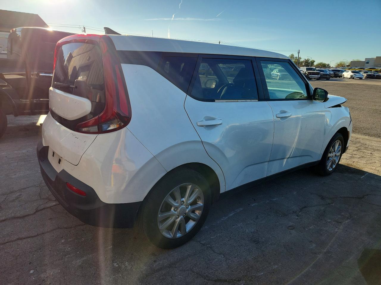 2022 Kia Soul Lx - Image 3