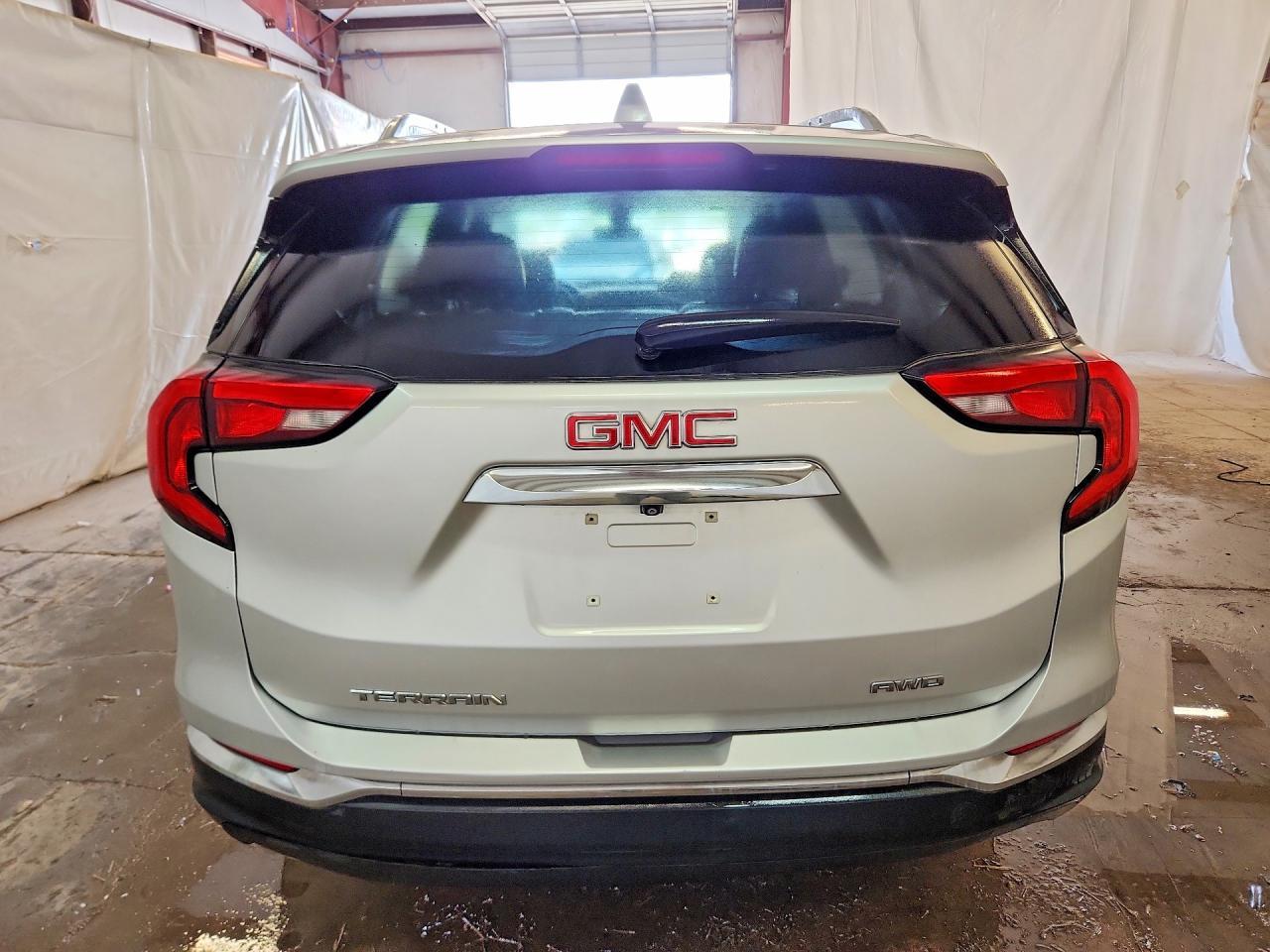 2020 GMC Terrain Slt - Image 6