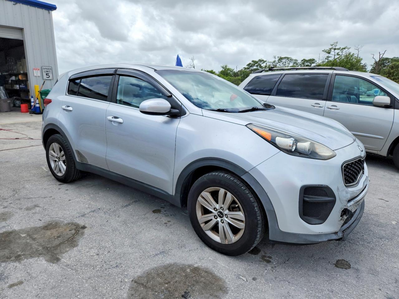 2019 Kia Sportage Lx - Image 4