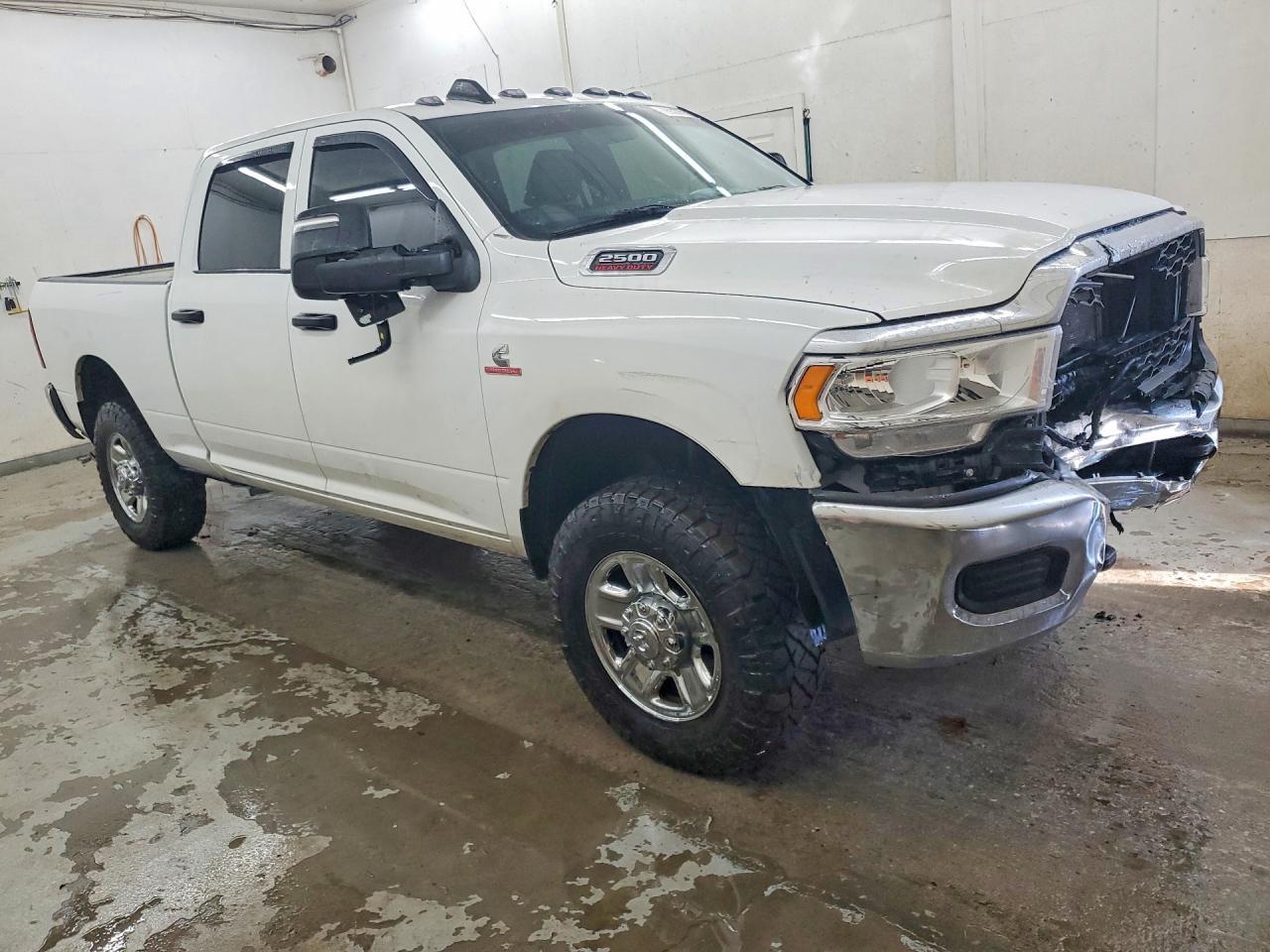 2024 Ram 2500 Tradesman - Фото 4