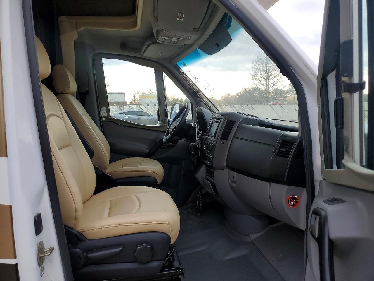 2015 Mercedes-Benz Sprinter 3500 - Фото 5