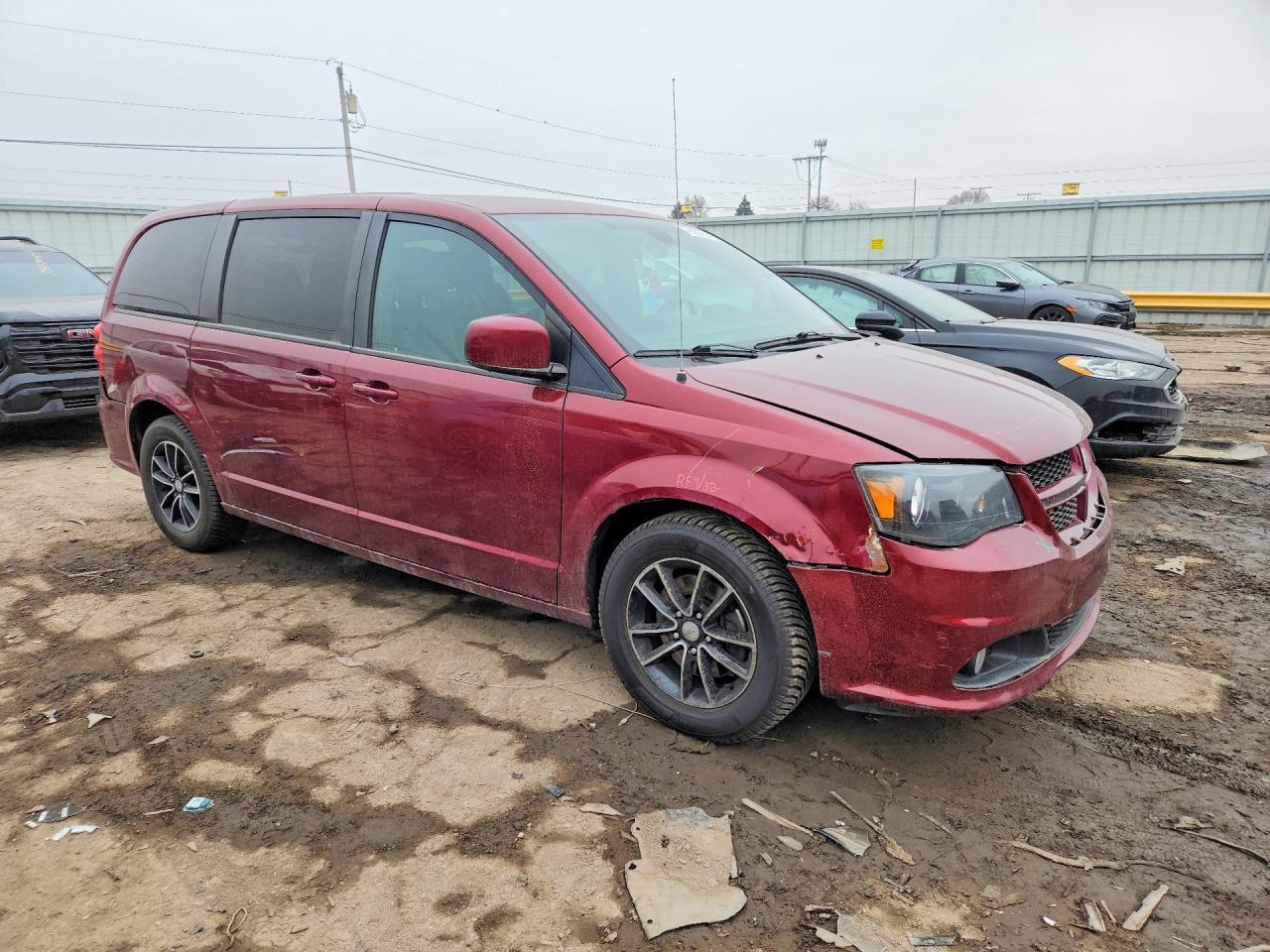 2019 Dodge Grand Caravan Gt - Image 4