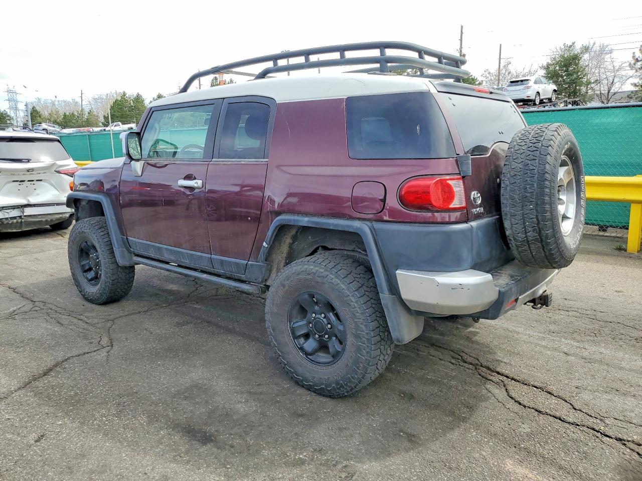 2007 Toyota Fj Cruiser Base - Image 2