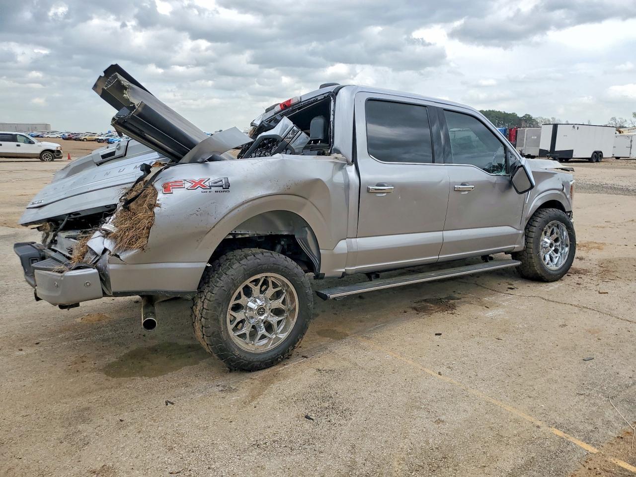 2022 Ford F150 Supercrew - Фото 3
