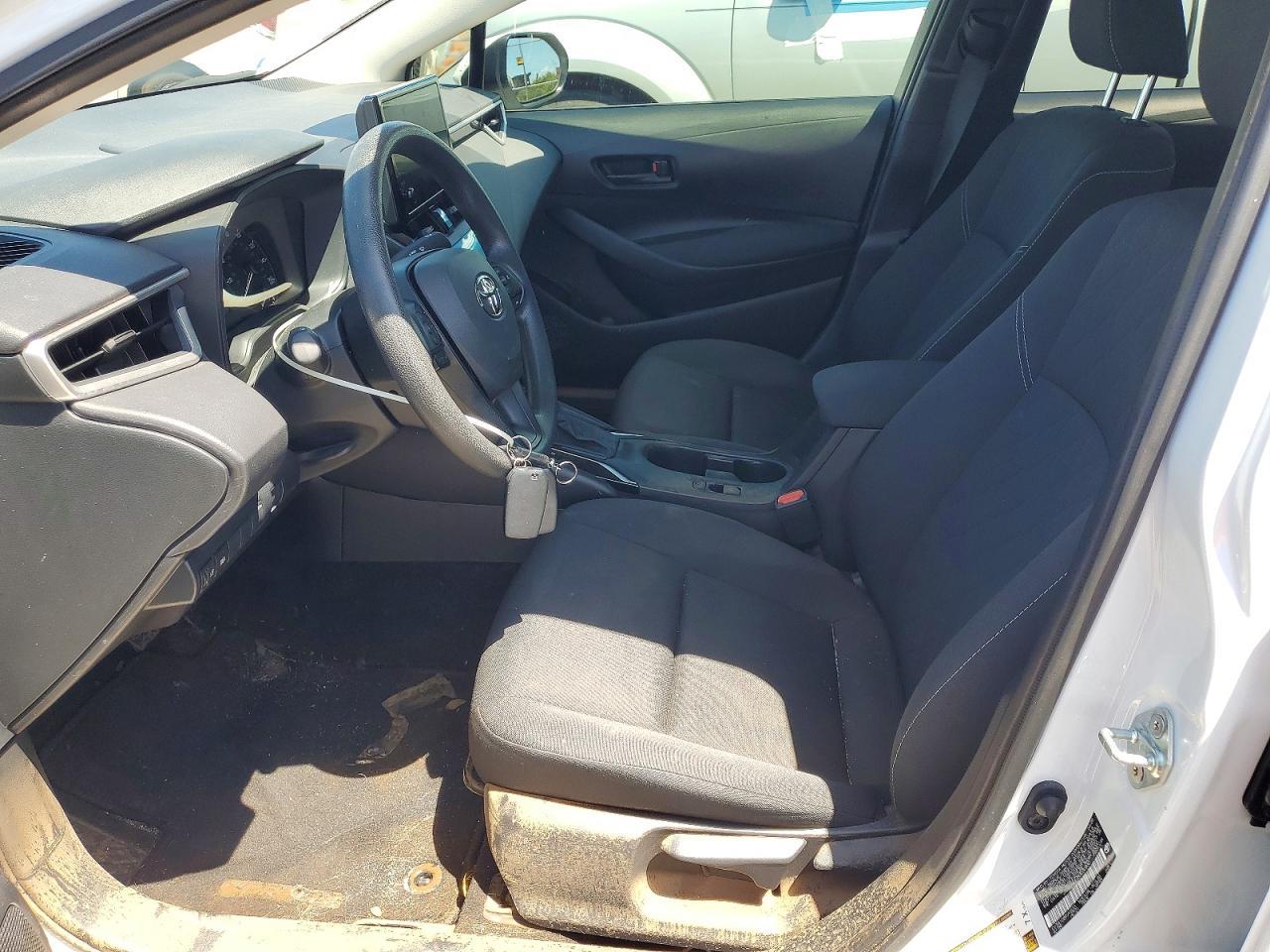 2025 Toyota Corolla Le - Фото 7