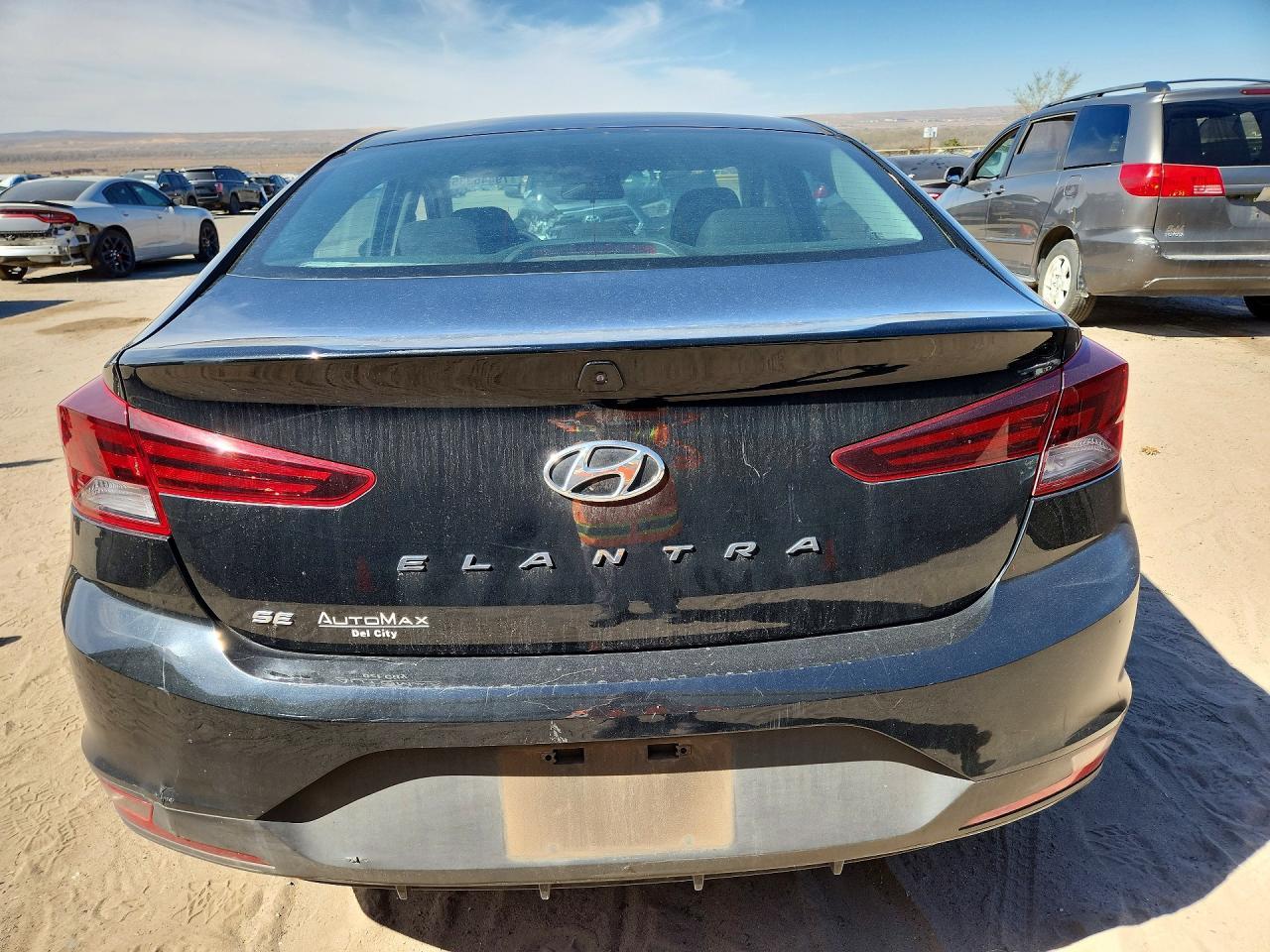 2020 Hyundai Elantra Se - Фото 6