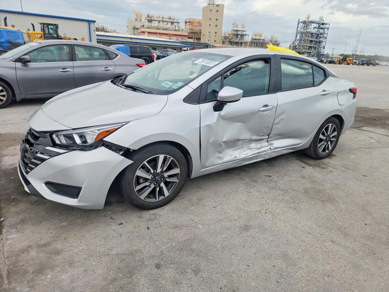 2023 Nissan Versa Sv