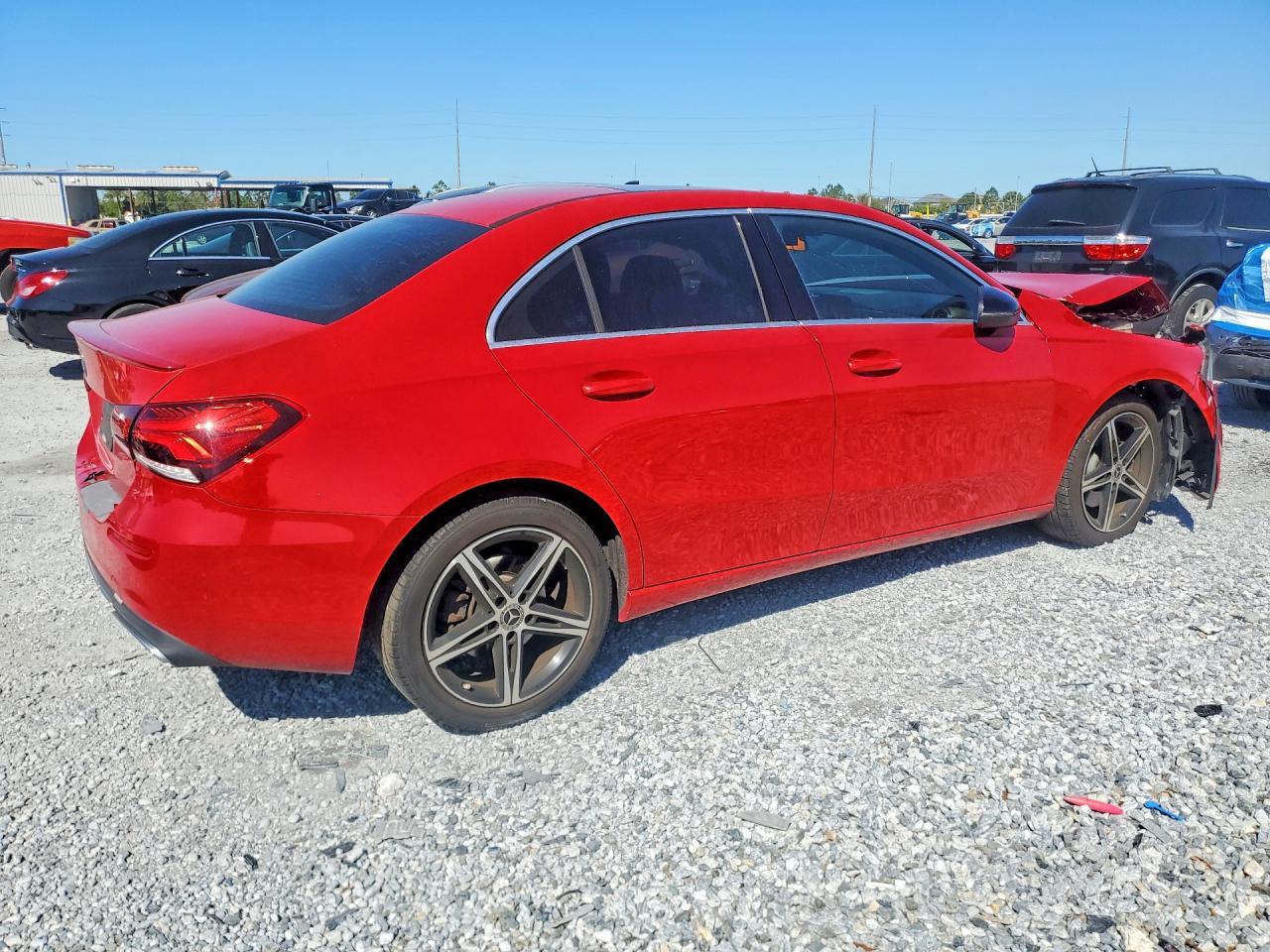 2019 Mercedes-Benz A 220 - Фото 3