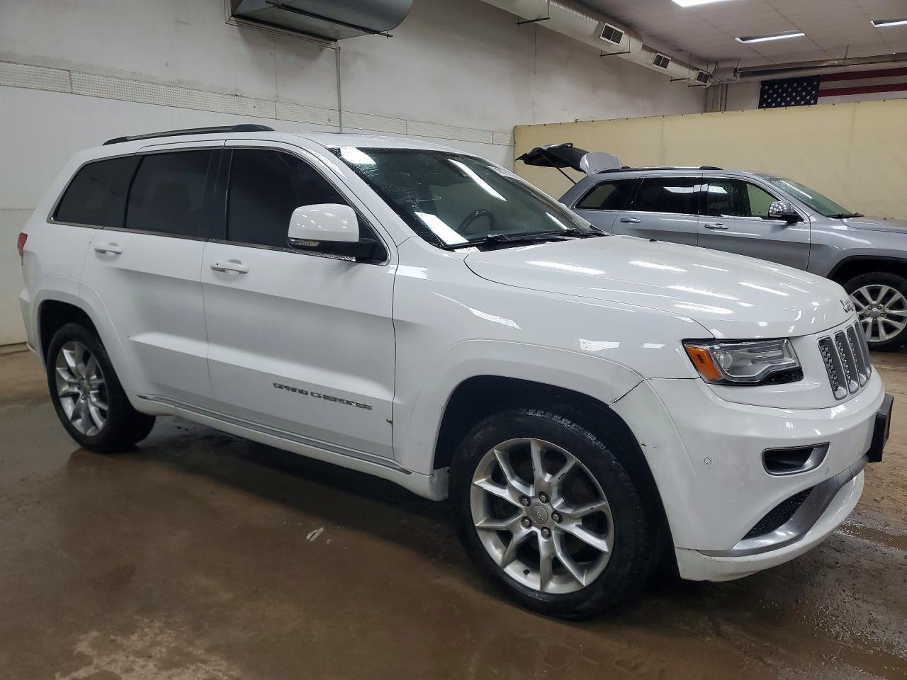 2015 Jeep Grand Cherokee Summit - Фото 4