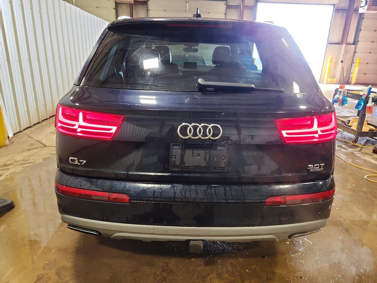 2017 Audi Q7 Premium Plus - Image 6