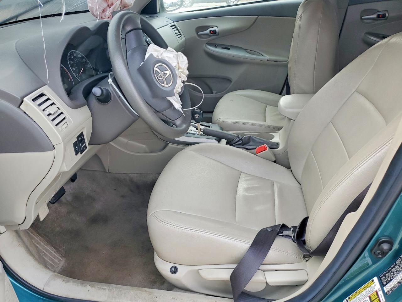 2010 Toyota Corolla Le - Фото 7