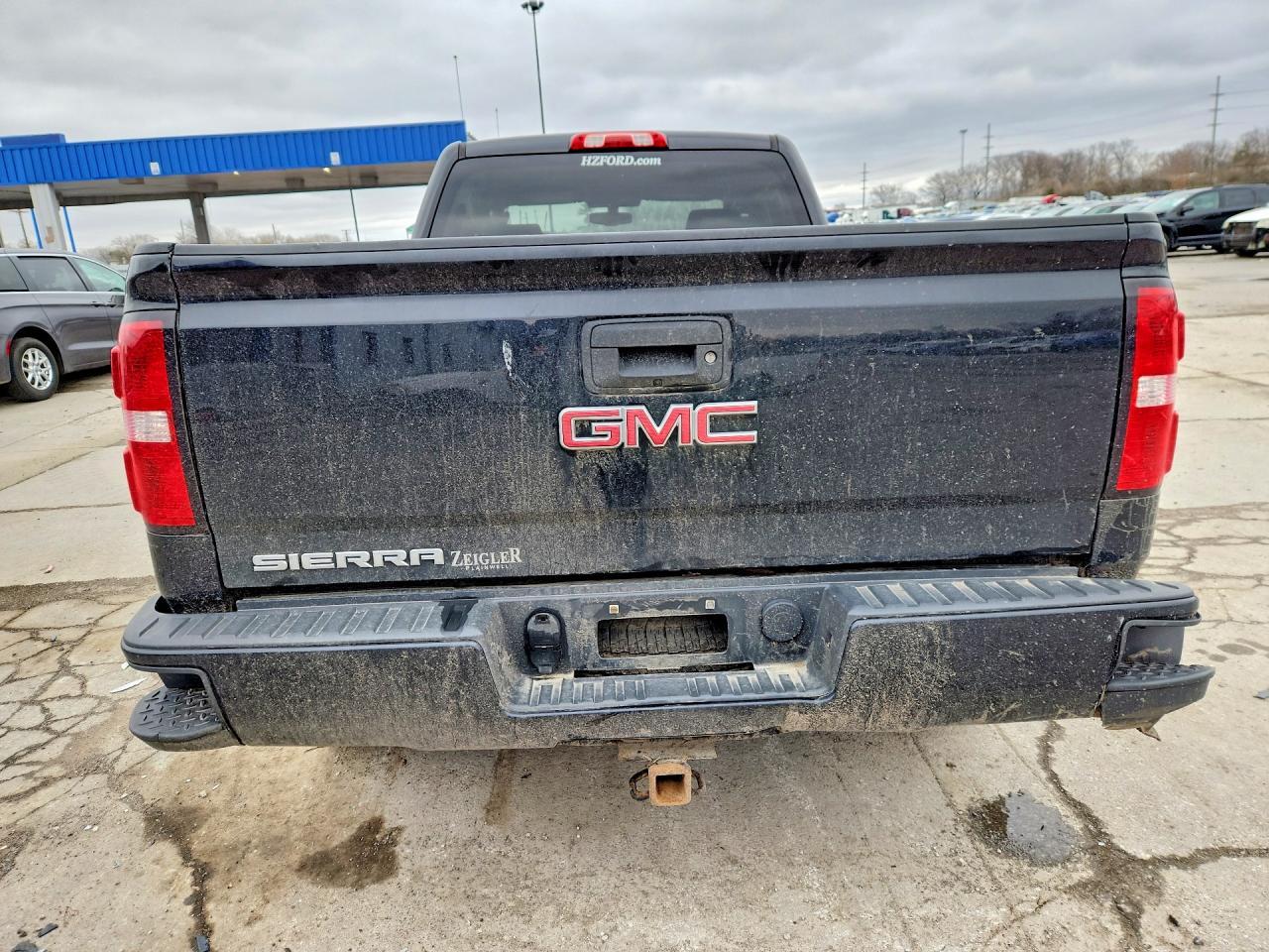 2018 GMC Sierra K1500 - Image 6