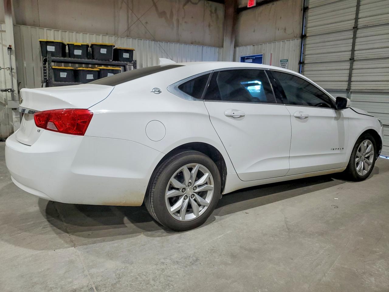 2019 Chevrolet Impala Lt - Фото 3