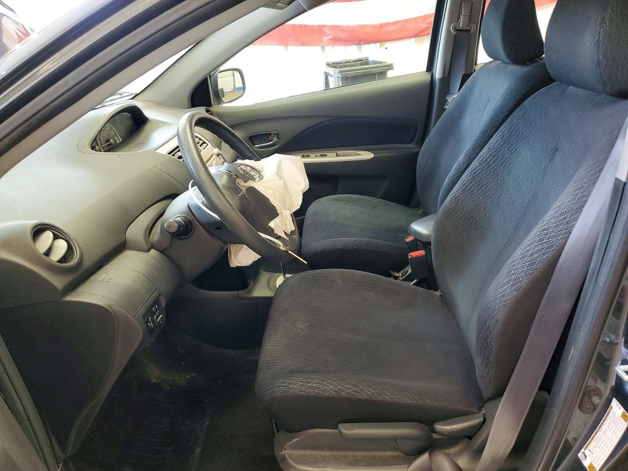 2008 Toyota Yaris - Image 7