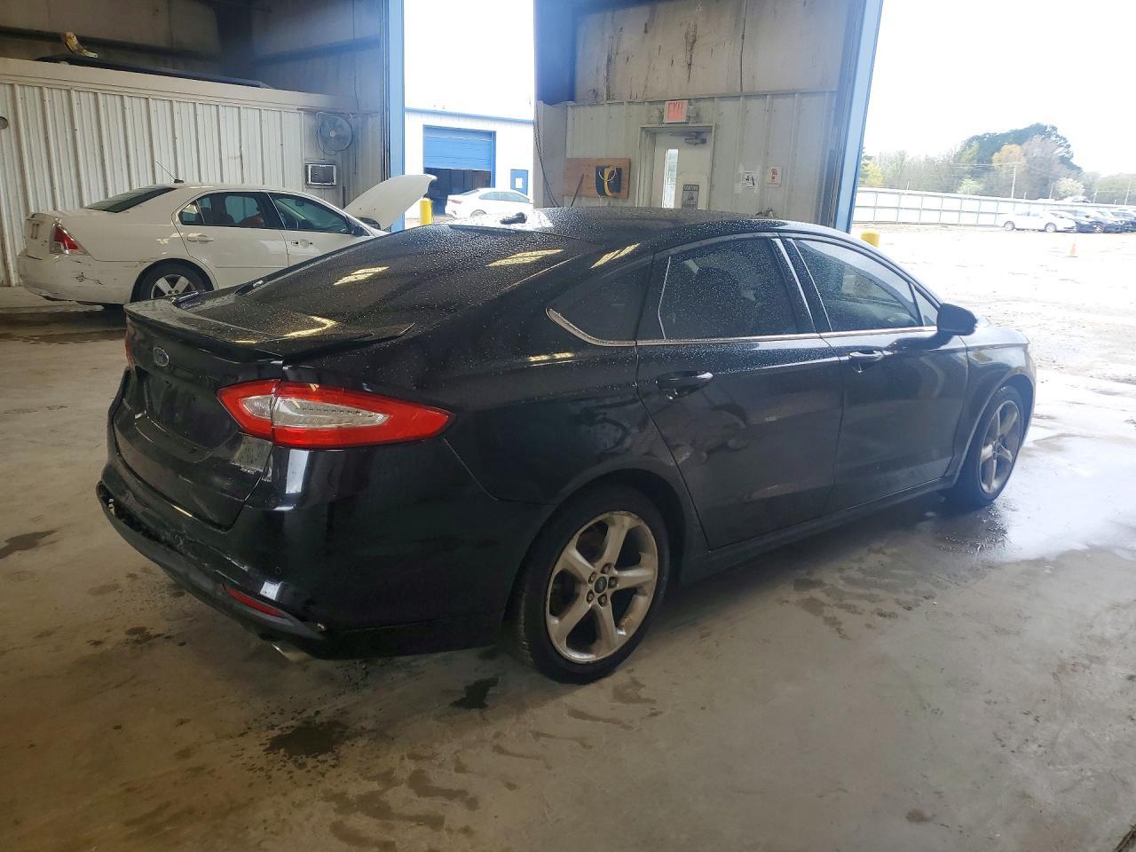 2016 Ford Fusion Se - Image 3
