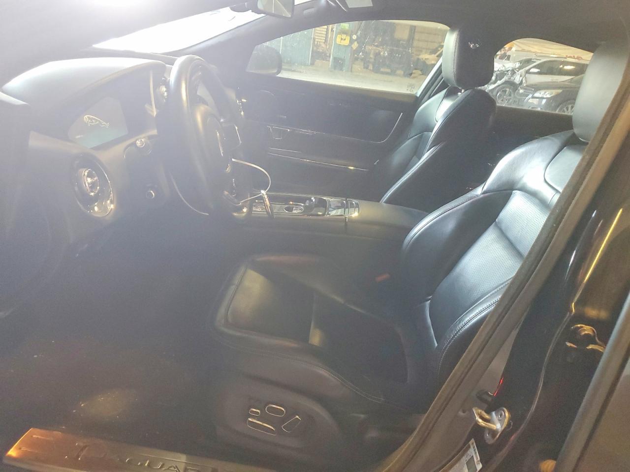 2015 Jaguar Xj - Фото 7