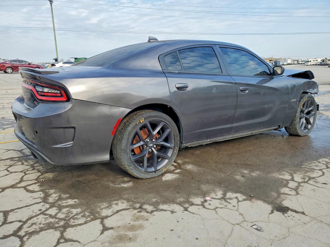 2019 Dodge Charger R - Фото 3