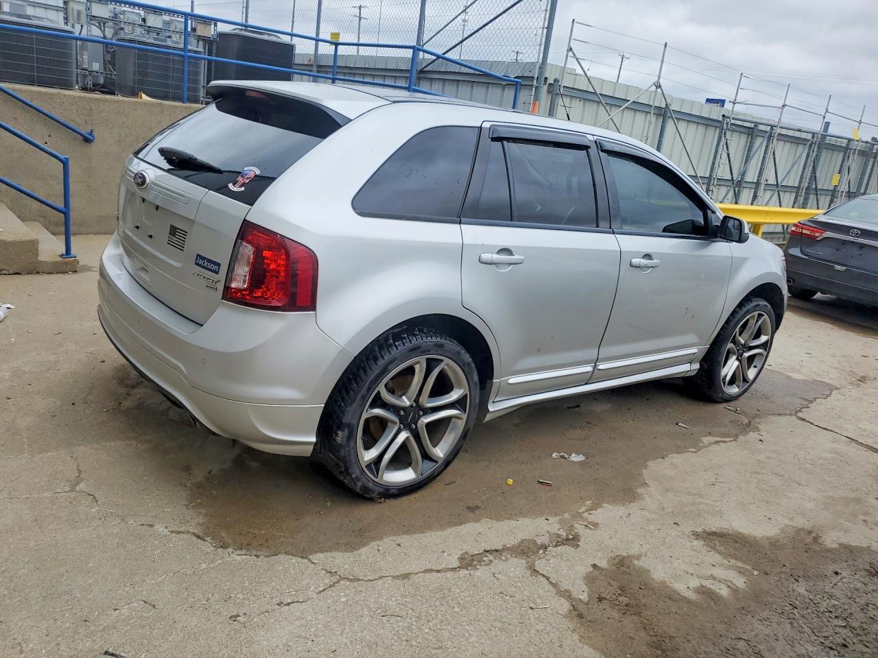 2013 Ford Edge Sport - Image 3