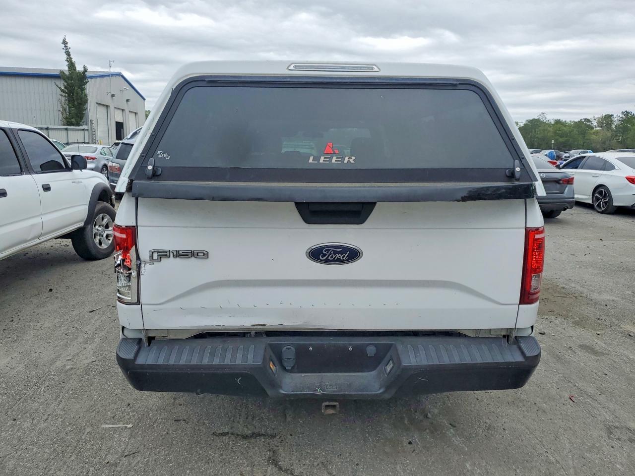 2017 Ford F150 - Image 6