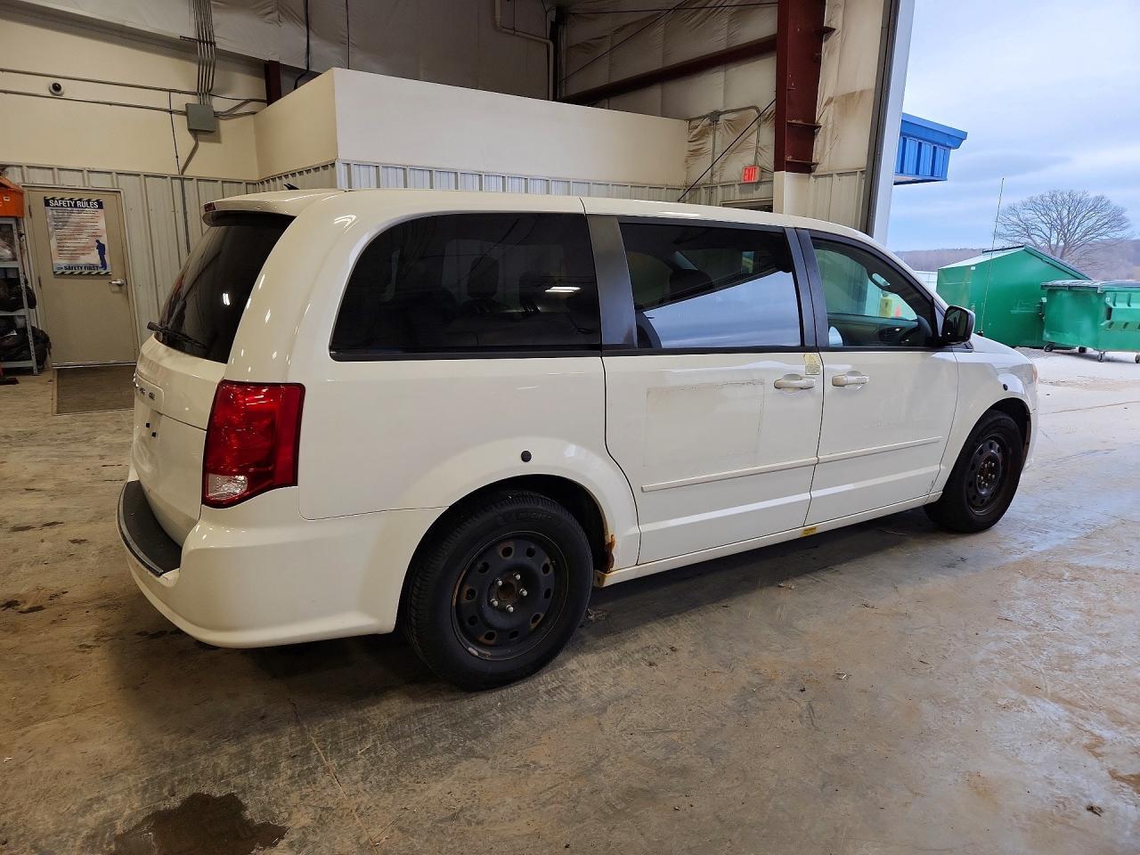 2013 Dodge Grand Caravan Se - Image 3