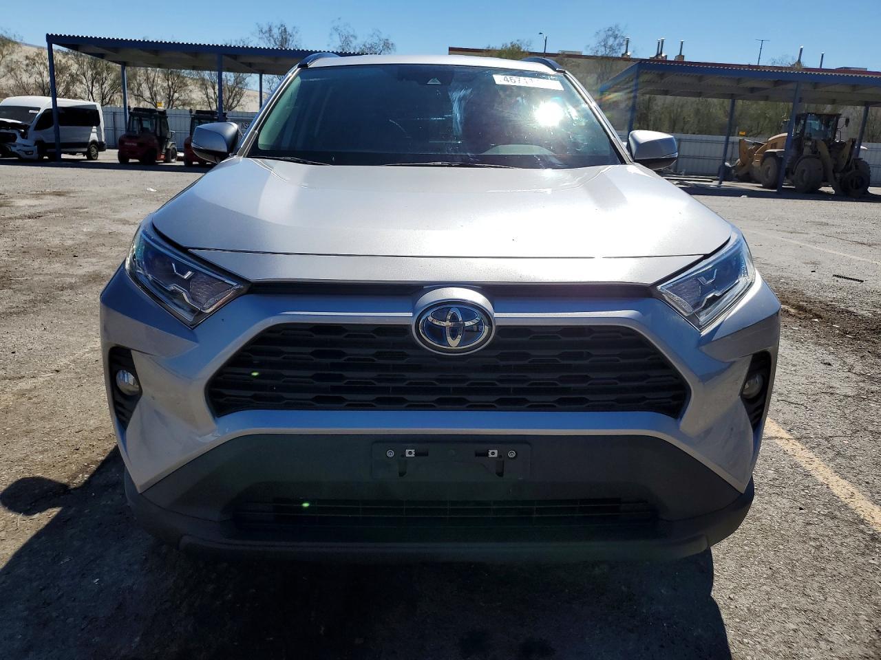 2021 Toyota Rav4 Hybrid Xle - Image 5