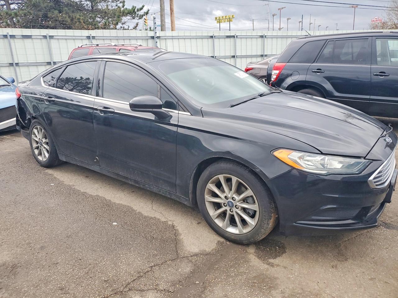 2017 Ford Fusion Se - Фото 4