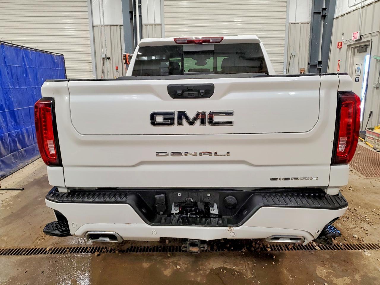 2025 GMC Sierra K1500 Denali Ultimate - Image 6
