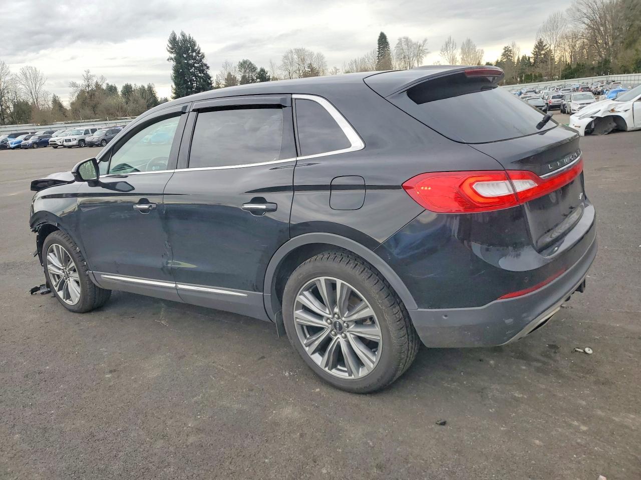 2017 Lincoln Mkx Reserve - Image 2