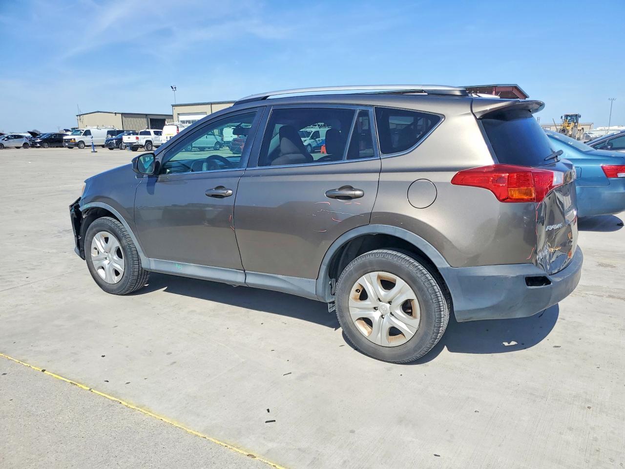 2013 Toyota Rav4 Le - Фото 2