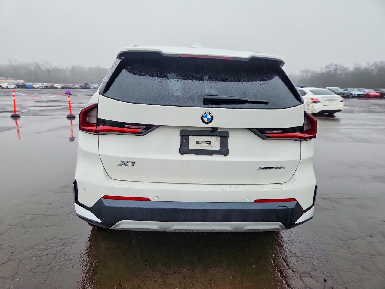 2023 BMW X1 xDrive28I - Image 6