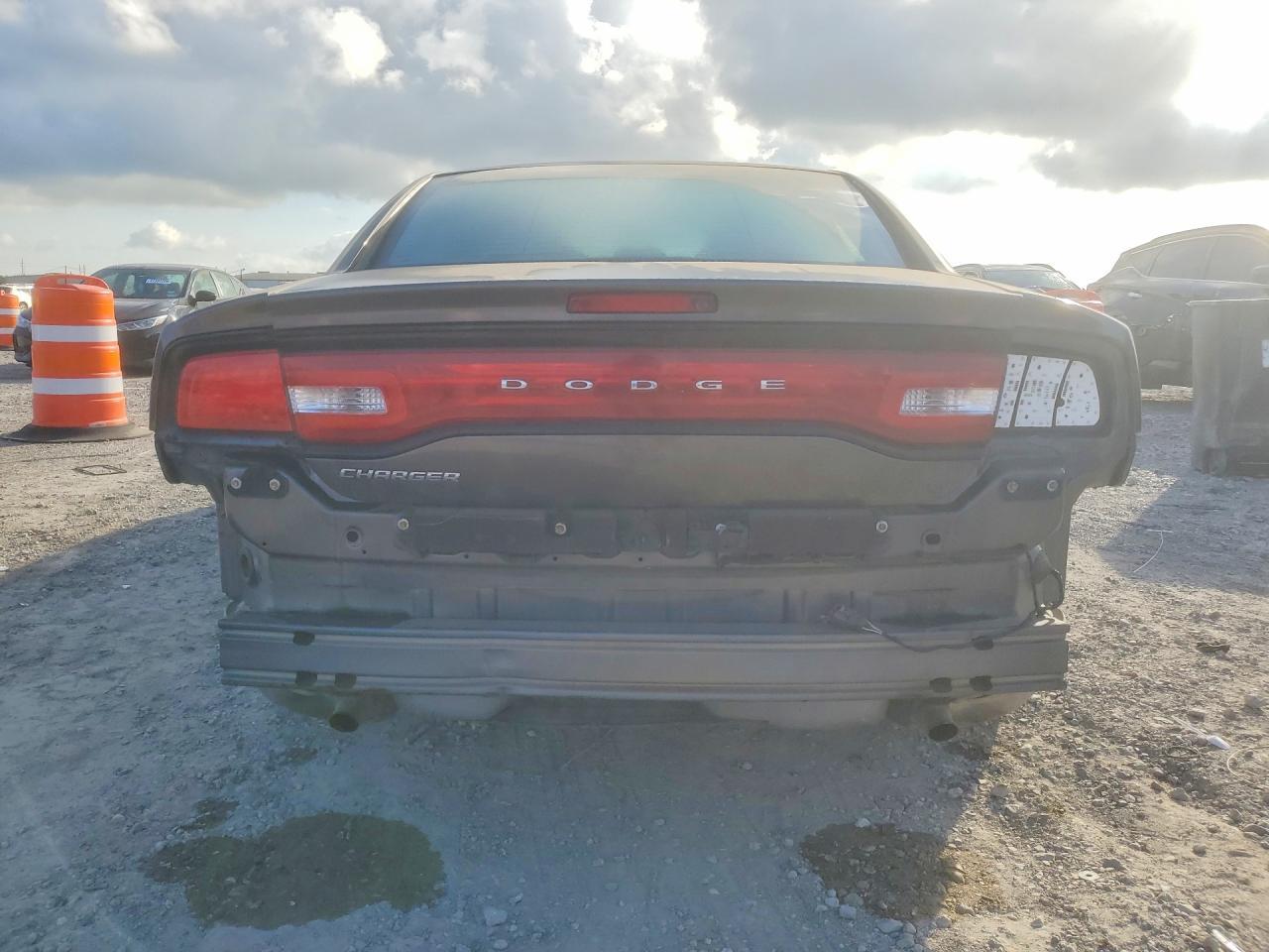 2013 Dodge Charger Se - Image 6