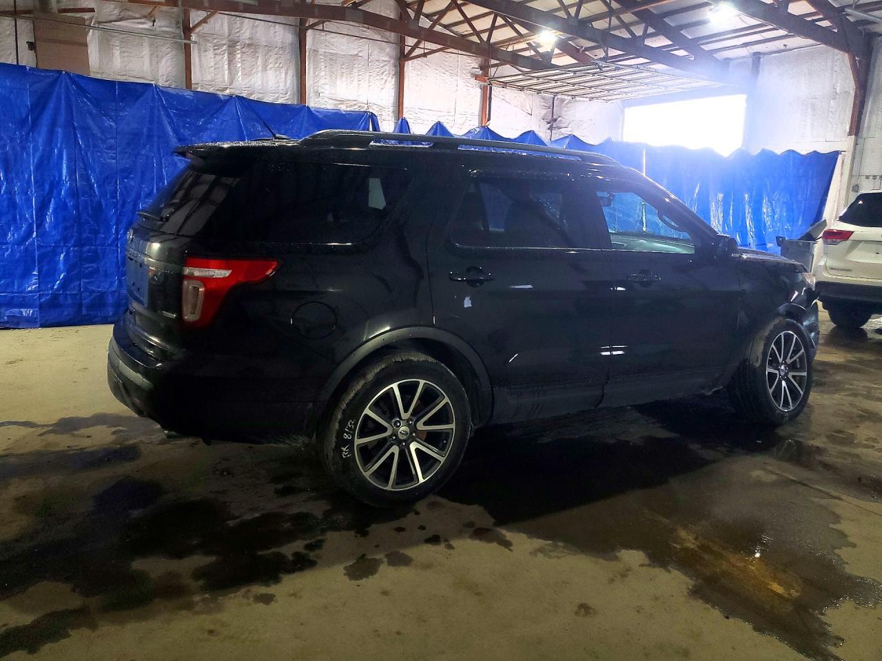 2015 Ford Explorer Xlt - Фото 3