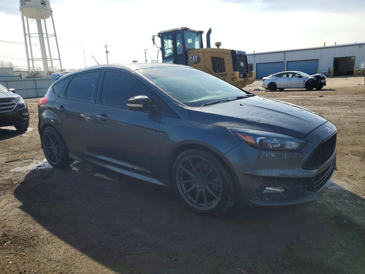 2018 Ford Focus St - Image 4