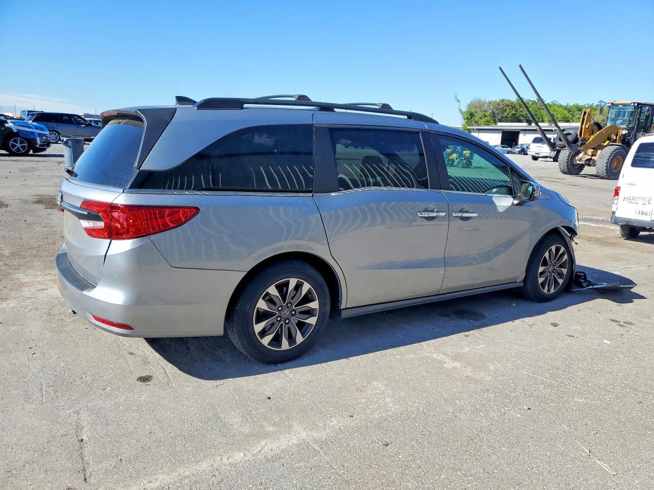 2024 Honda Odyssey Exl - Фото 3