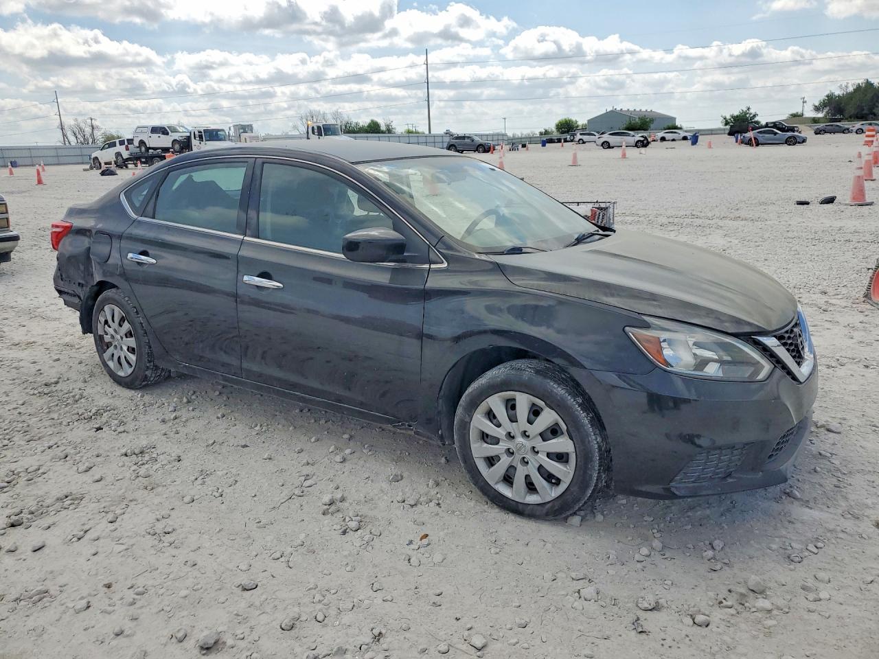 2018 Nissan Sentra S - Фото 4