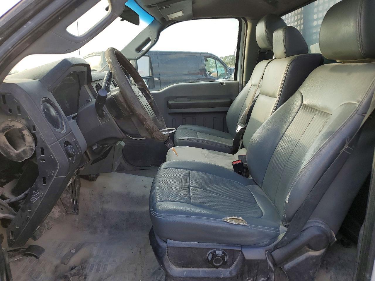2016 Ford F450 Super Duty Flatbed Truck - Фото 7