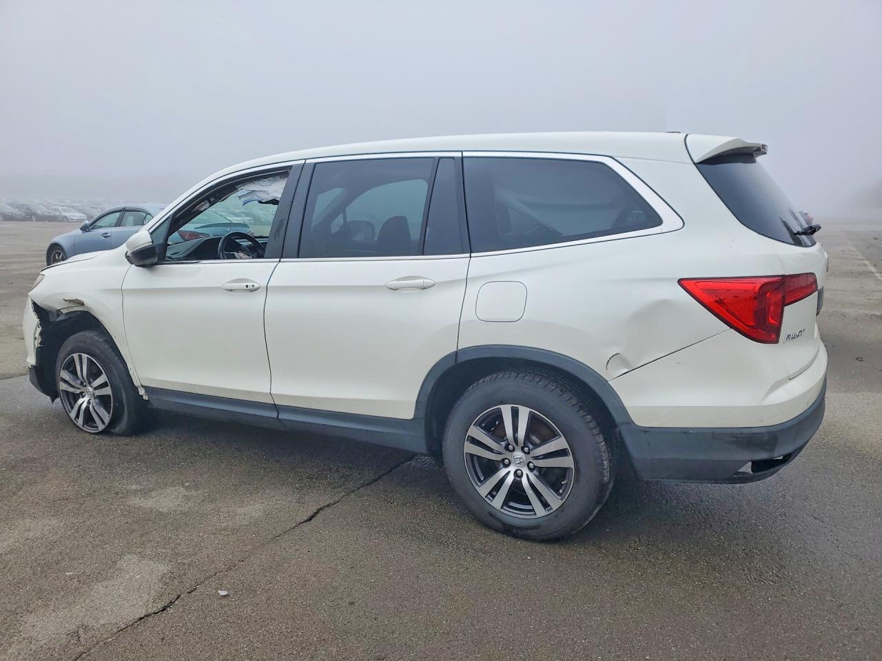 2017 Honda Pilot Exl - Image 2