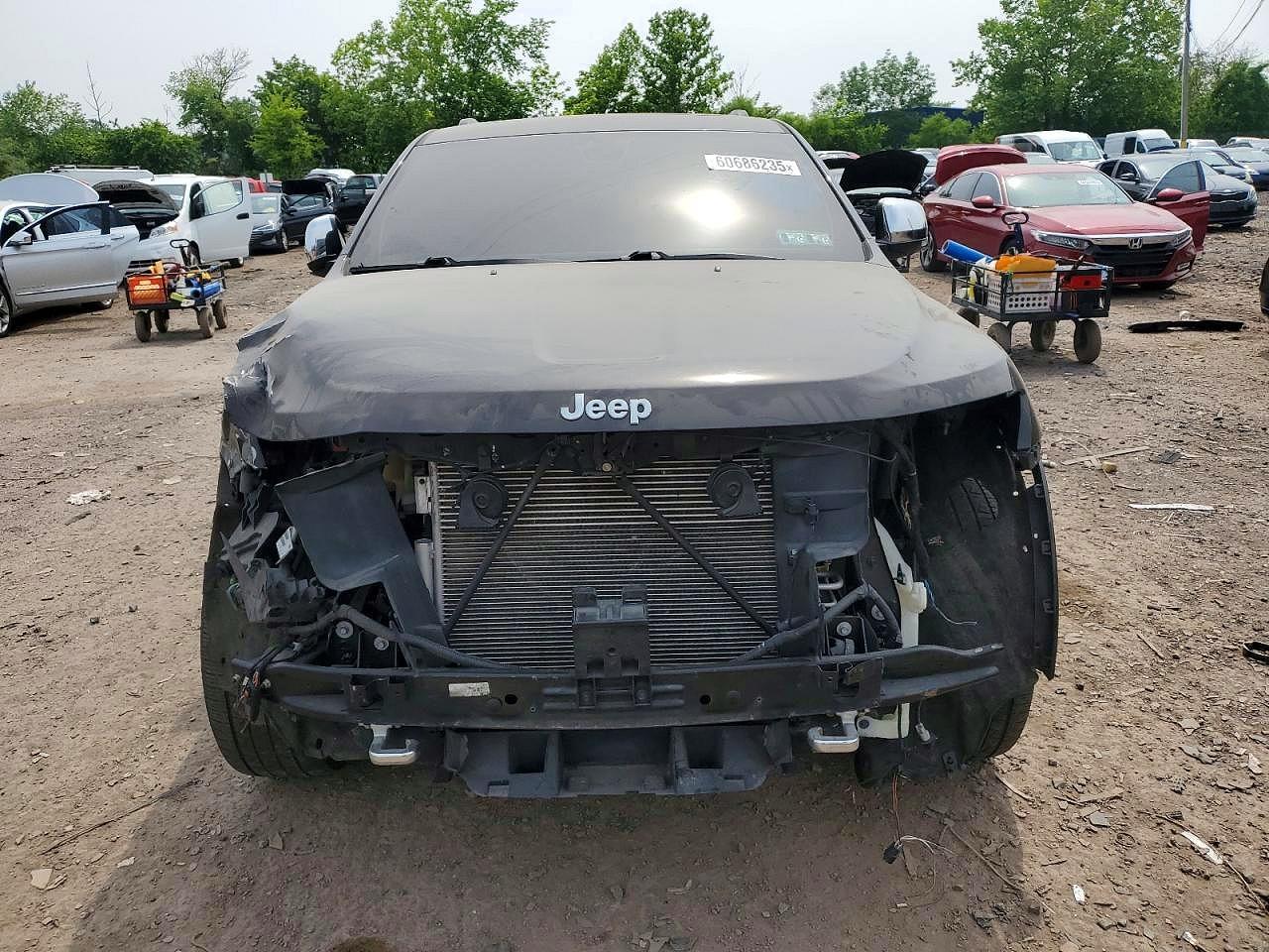 2017 Jeep Grand Cherokee Overland - Image 5