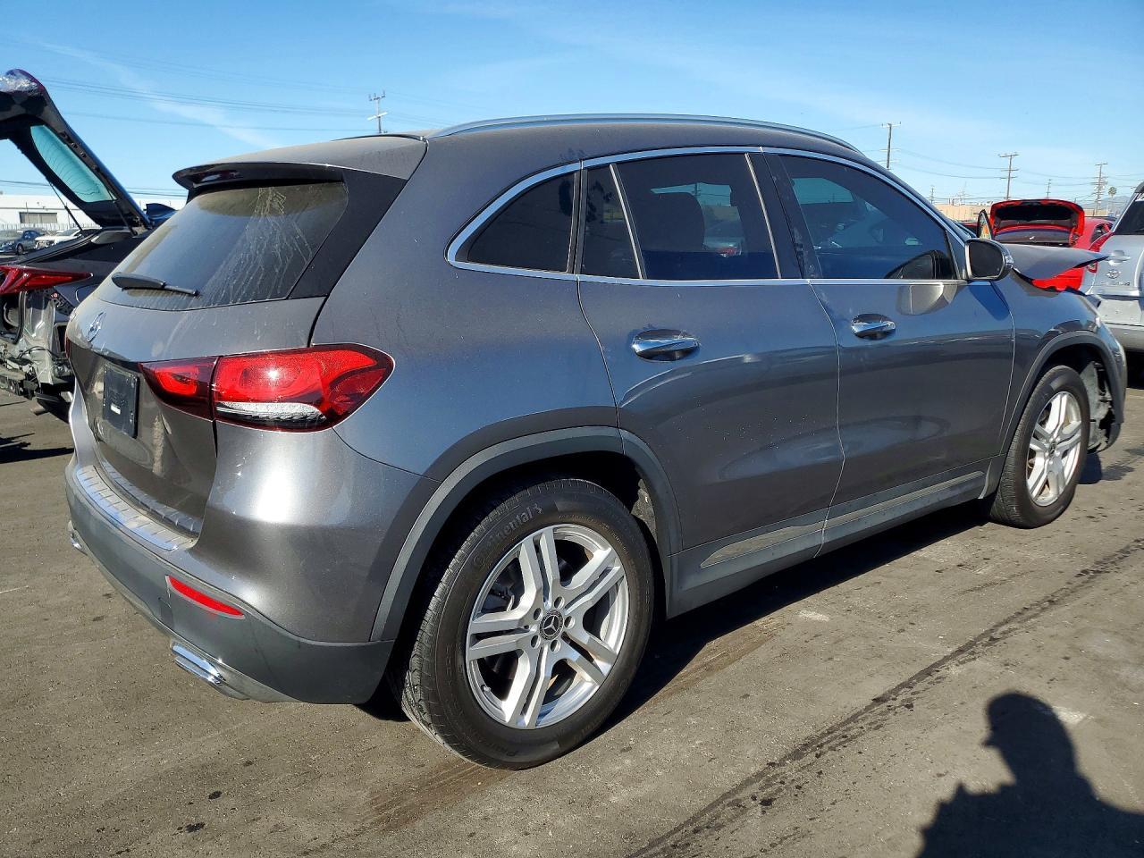 2021 Mercedes-Benz Gla 250 - Image 3