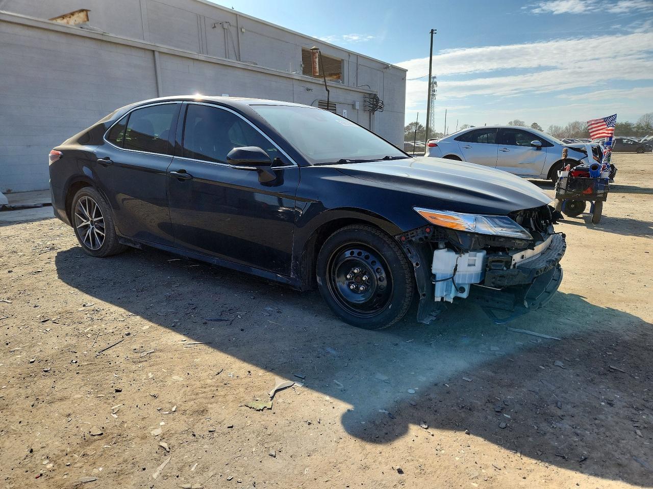 2021 Toyota Camry Xle - Image 4