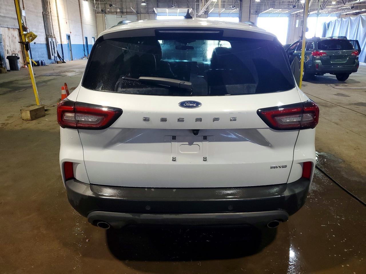 2025 Ford Escape St Line - Фото 6