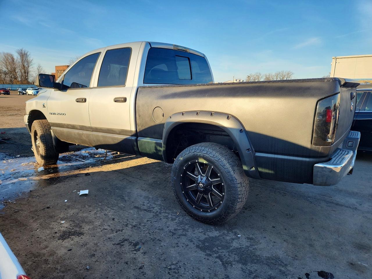 2006 Dodge Ram 2500 St - Фото 2