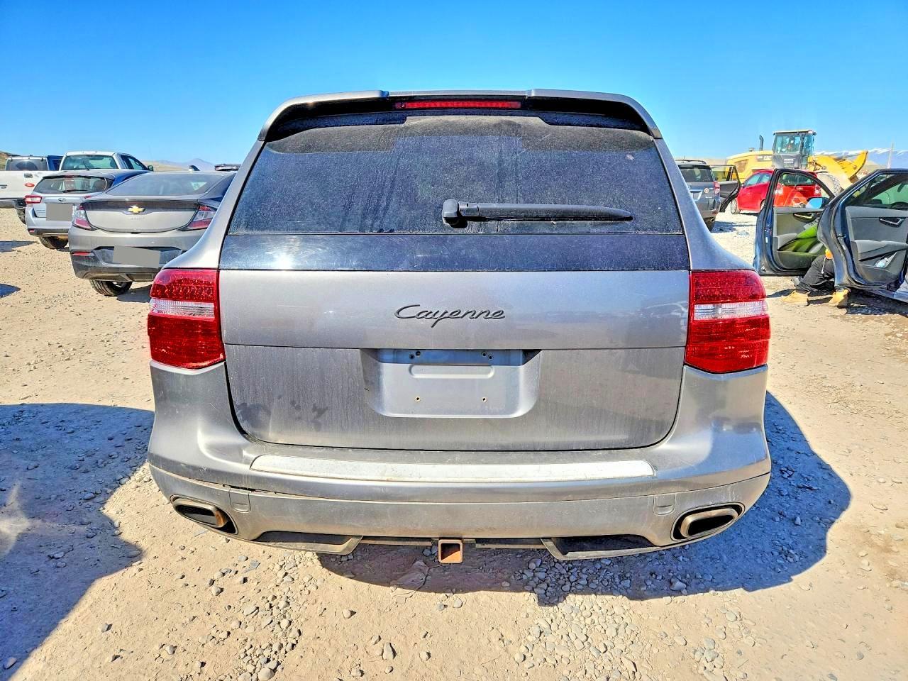 2010 Porsche Cayenne - Image 6