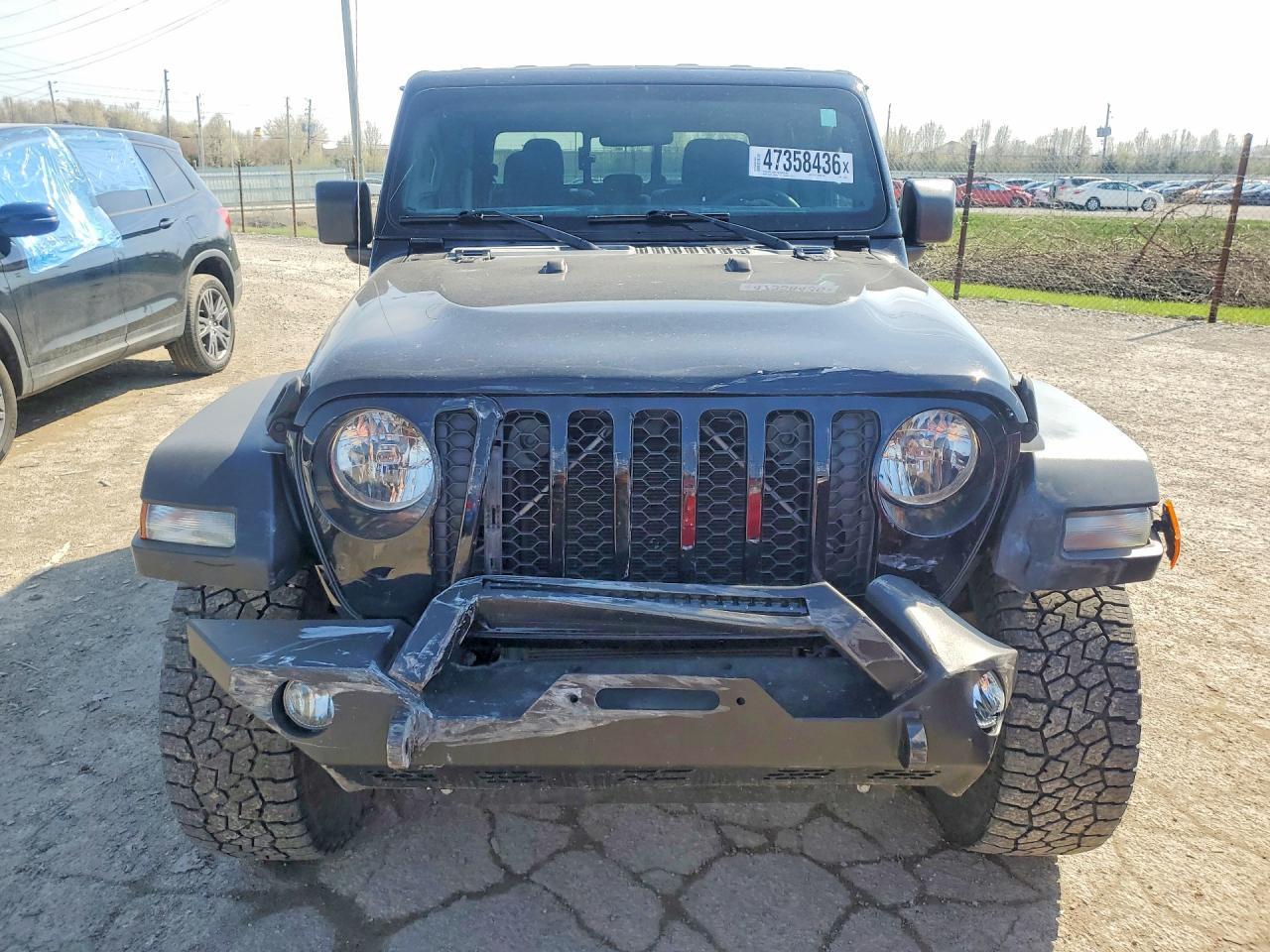 2020 Jeep Gladiator Sport - Image 5
