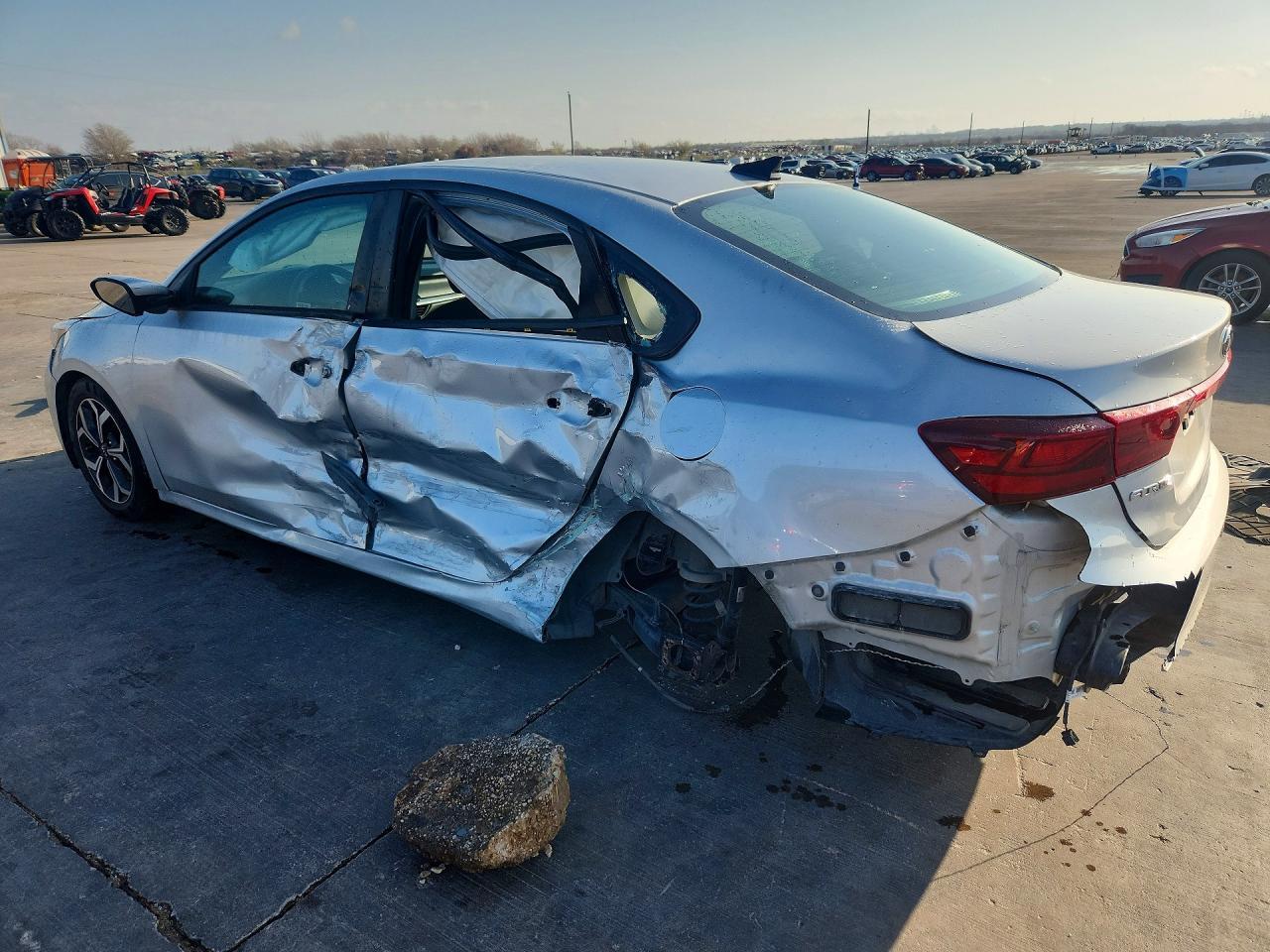 2021 Kia Forte - Фото 2